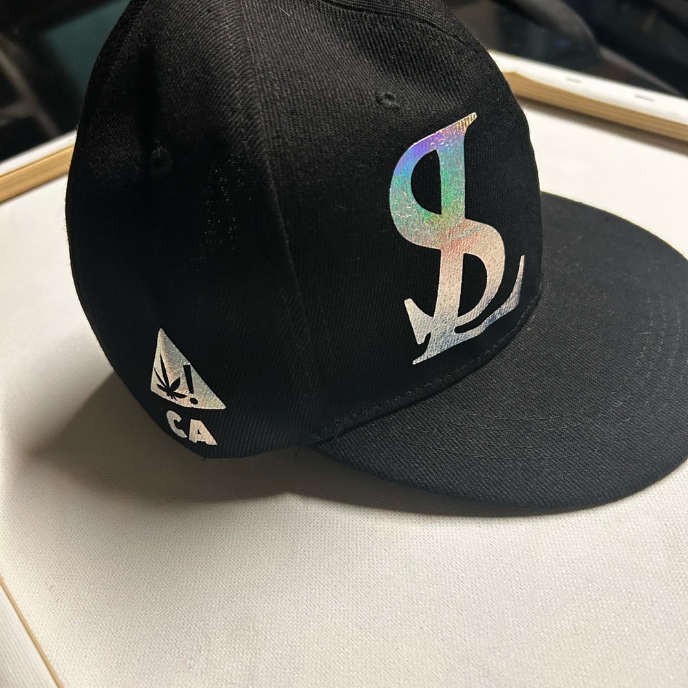 Black Baseball Cap With Logo - image 3